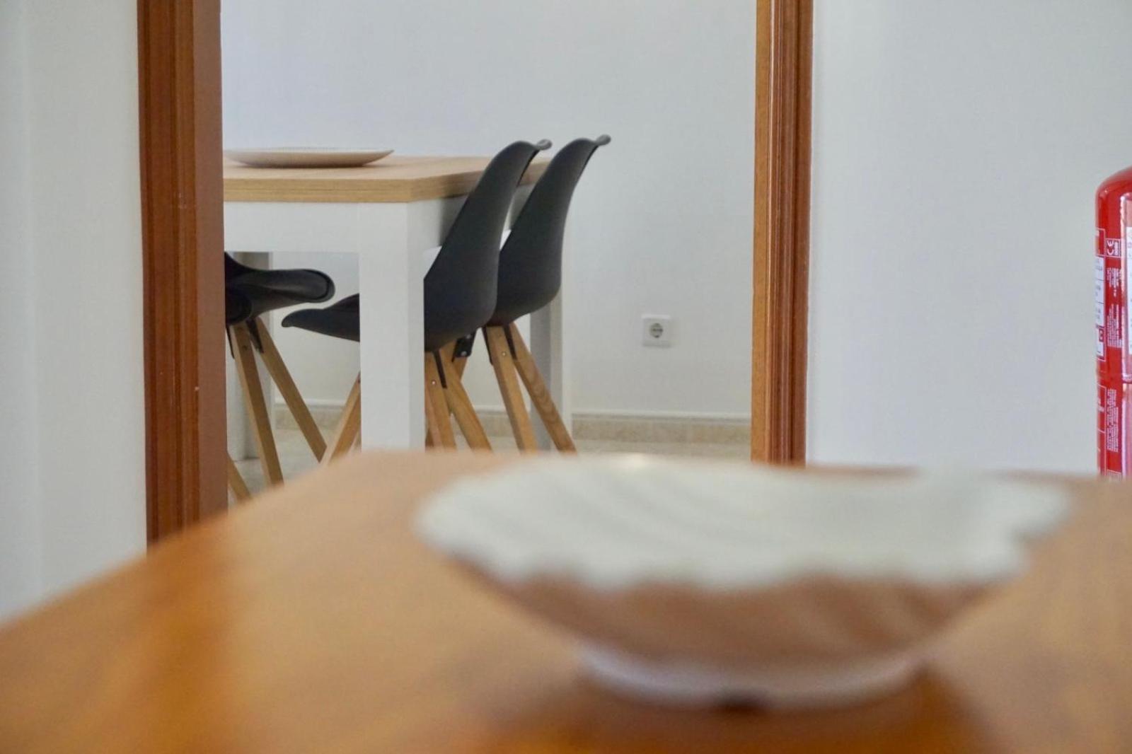 Cozy Alvor Retreat - Sunset Balcony, Wi-Fi & Ac Apartment Ngoại thất bức ảnh