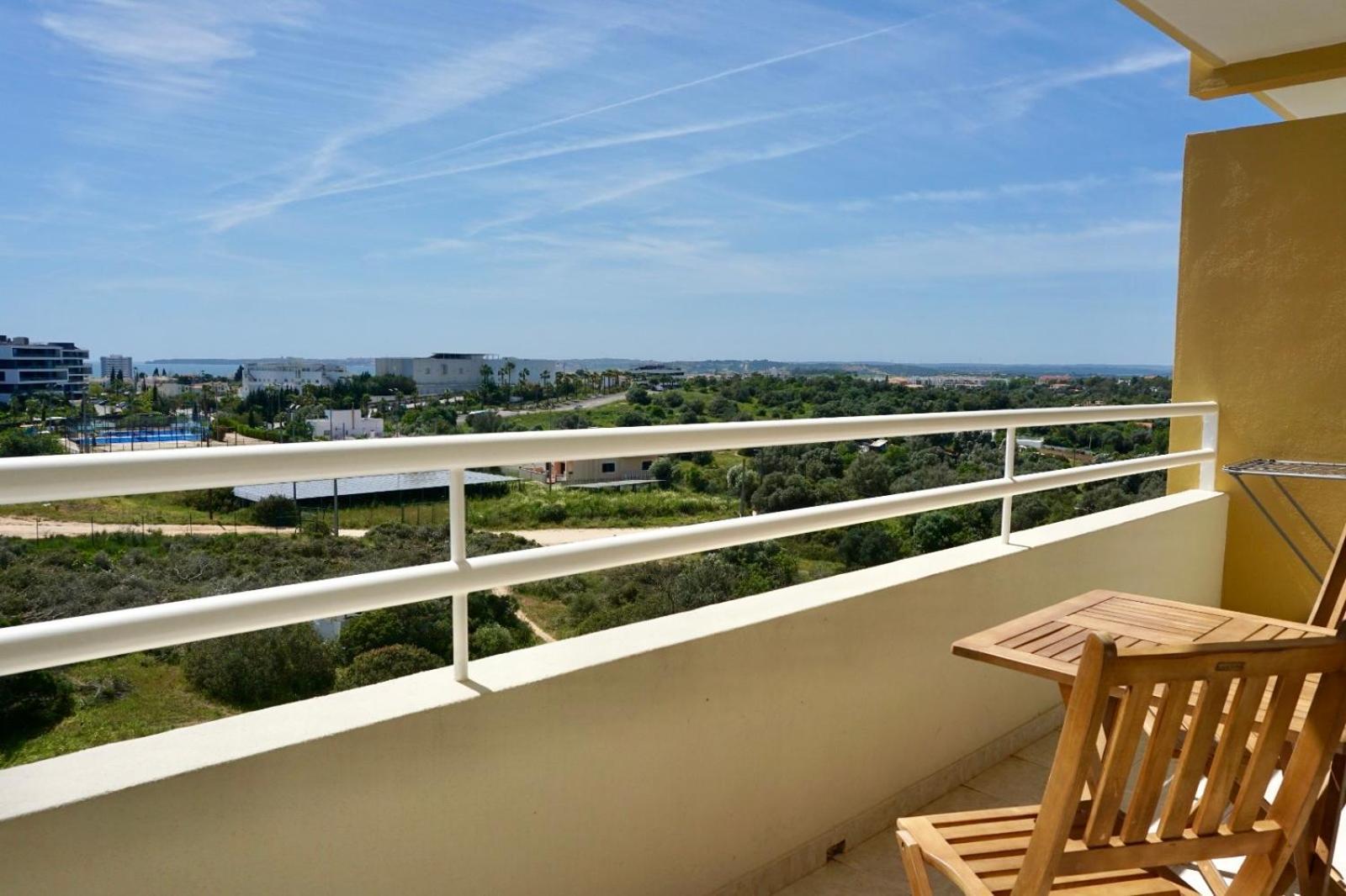 Cozy Alvor Retreat - Sunset Balcony, Wi-Fi & Ac Apartment Ngoại thất bức ảnh