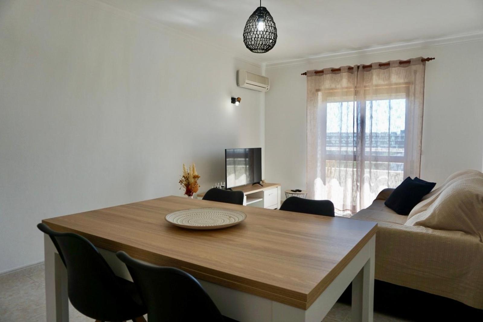 Cozy Alvor Retreat - Sunset Balcony, Wi-Fi & Ac Apartment Ngoại thất bức ảnh